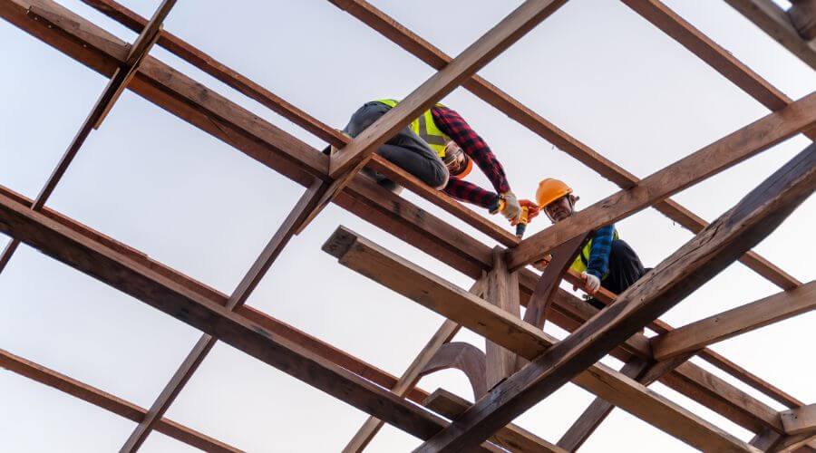 Expert Emergency Roof Repairs services in Lynnwood, WA